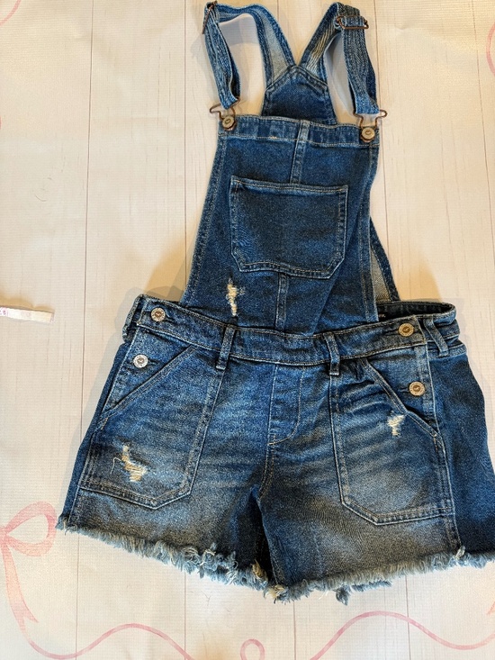 Hollister Denim - Hollister distressed denim boyfriend short overall Size S